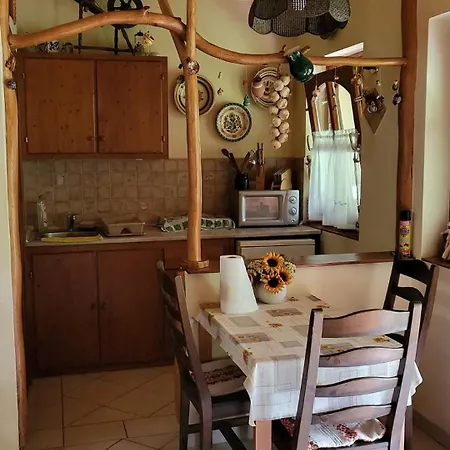 Casa di campagna Madarfeszek Vendeghaz *